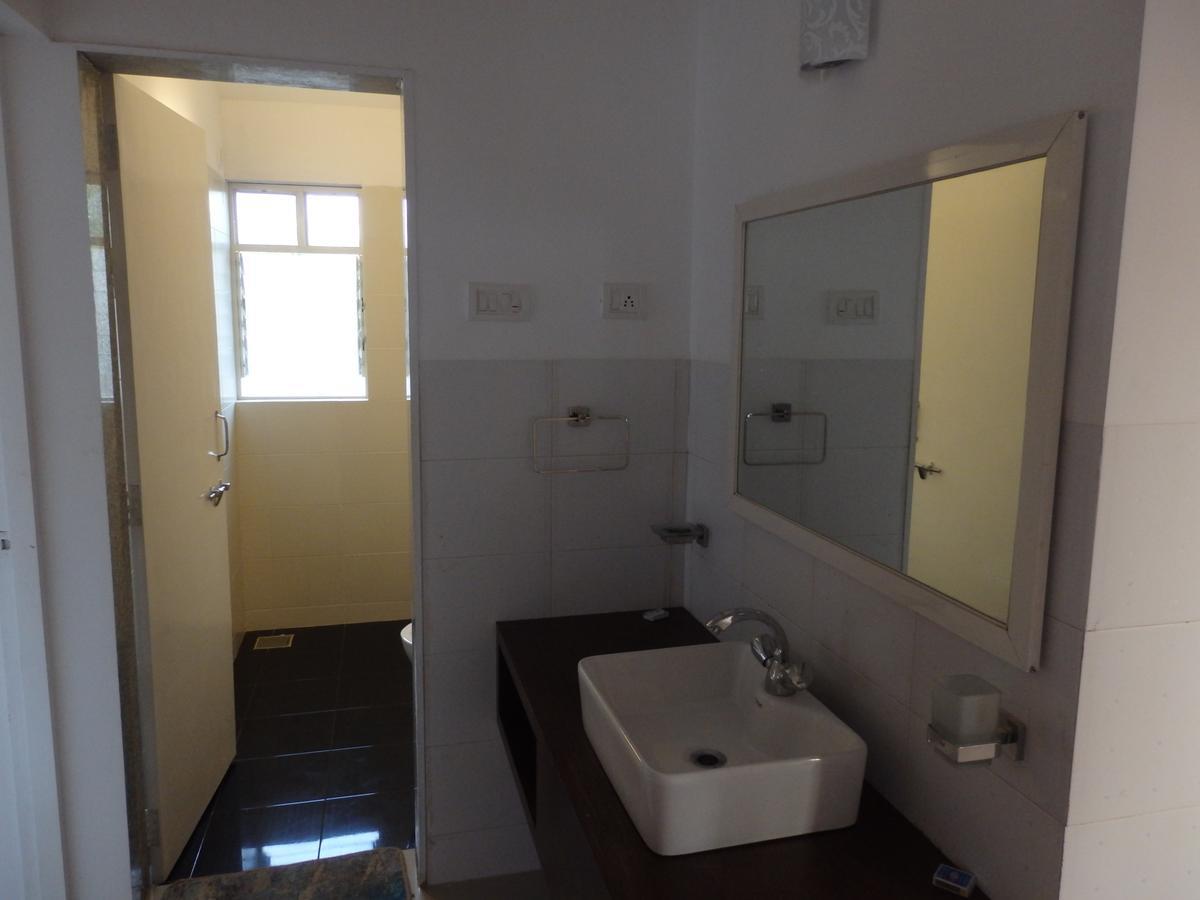 Cherilyn Monta Resort - Ratnagiri Vatul エクステリア 写真