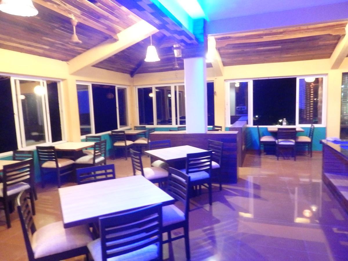 Cherilyn Monta Resort - Ratnagiri Vatul エクステリア 写真